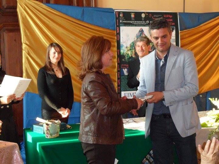 Foto da una mostra di Celestina Fortuna